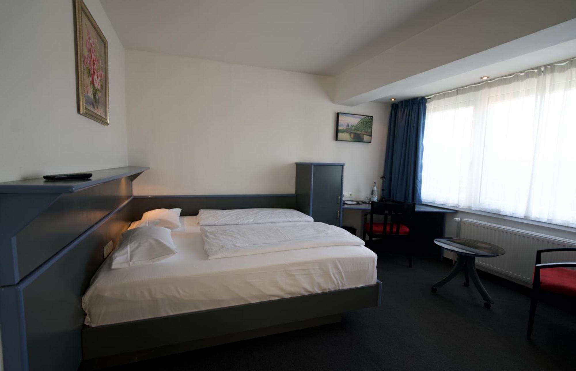 Hotel Merian Cologne Extérieur photo